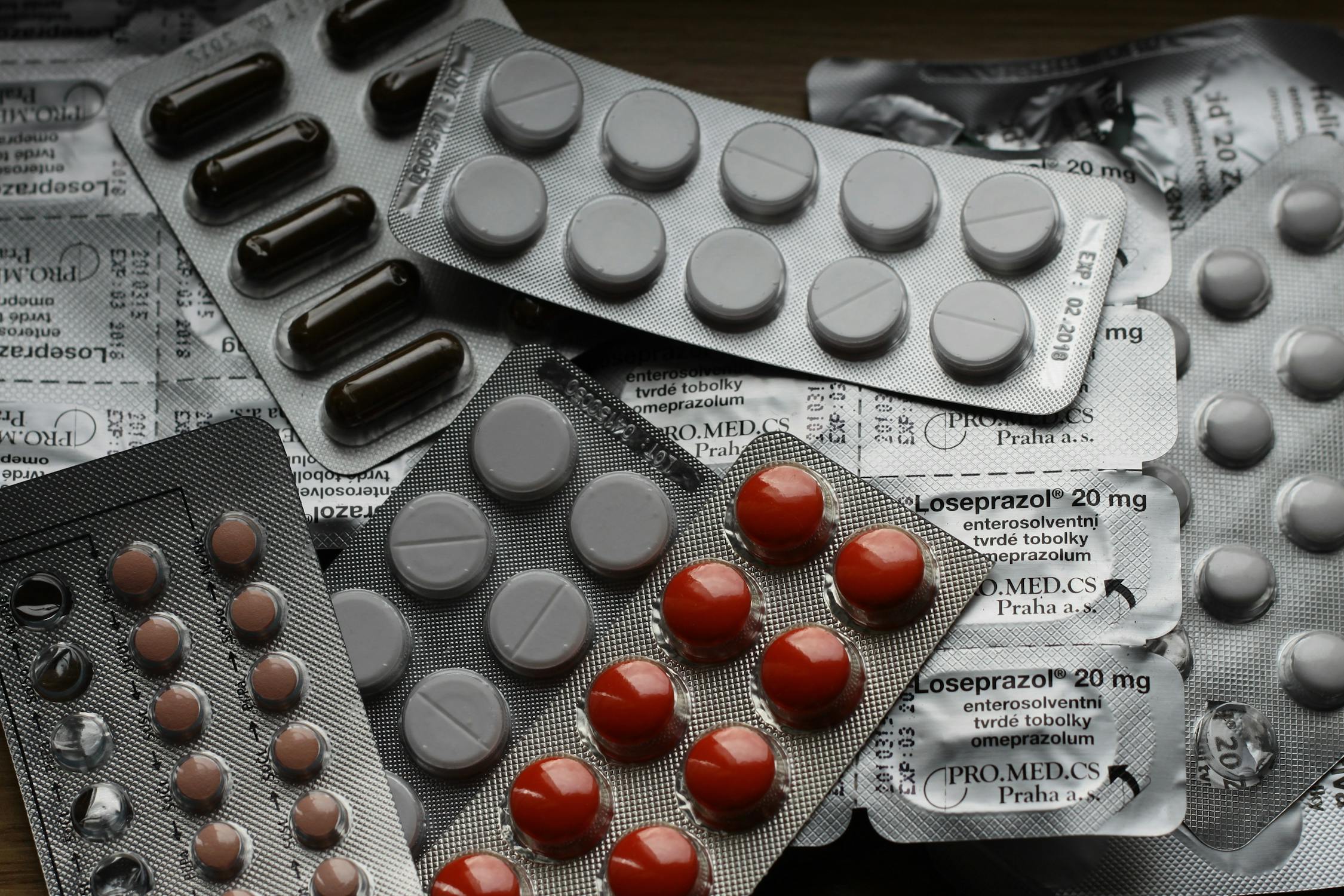 7 Hidden Dangers of Antacids