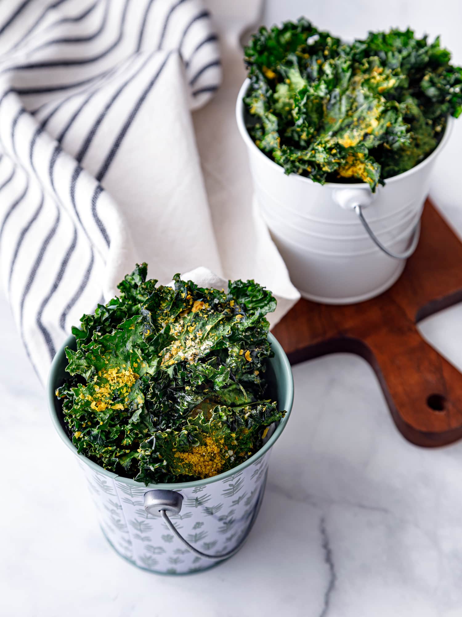 Dehydrated “Cheesy” Kale Chips